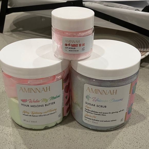 Aminnah Other - Aminnah Your Melons Butter and Sugar Scrub Set